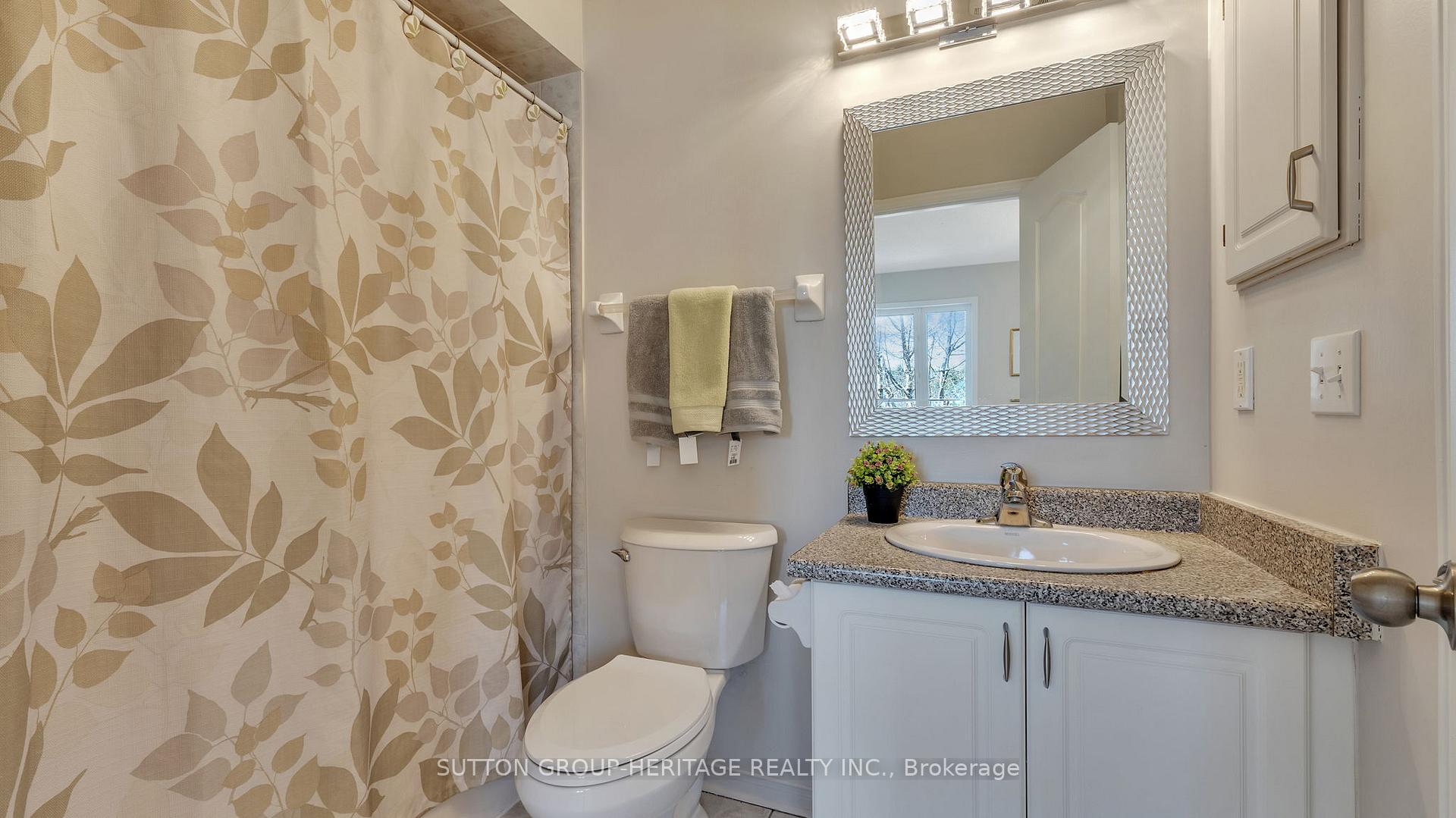 Photo 19 of 42 Odessa Crescent, Whitby, Rolling Acres — HOMEH