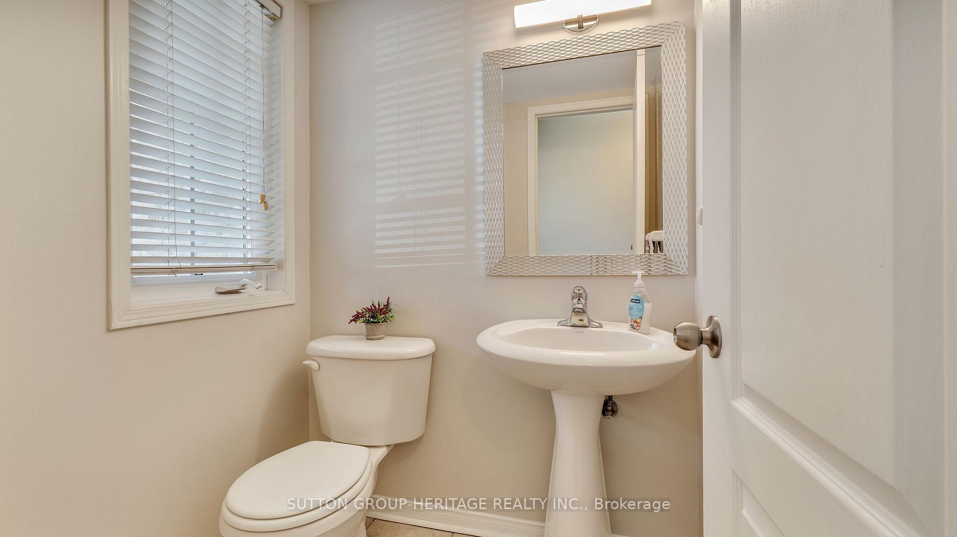 Photo 28 of 42 Odessa Crescent, Whitby, Rolling Acres — HOMEH
