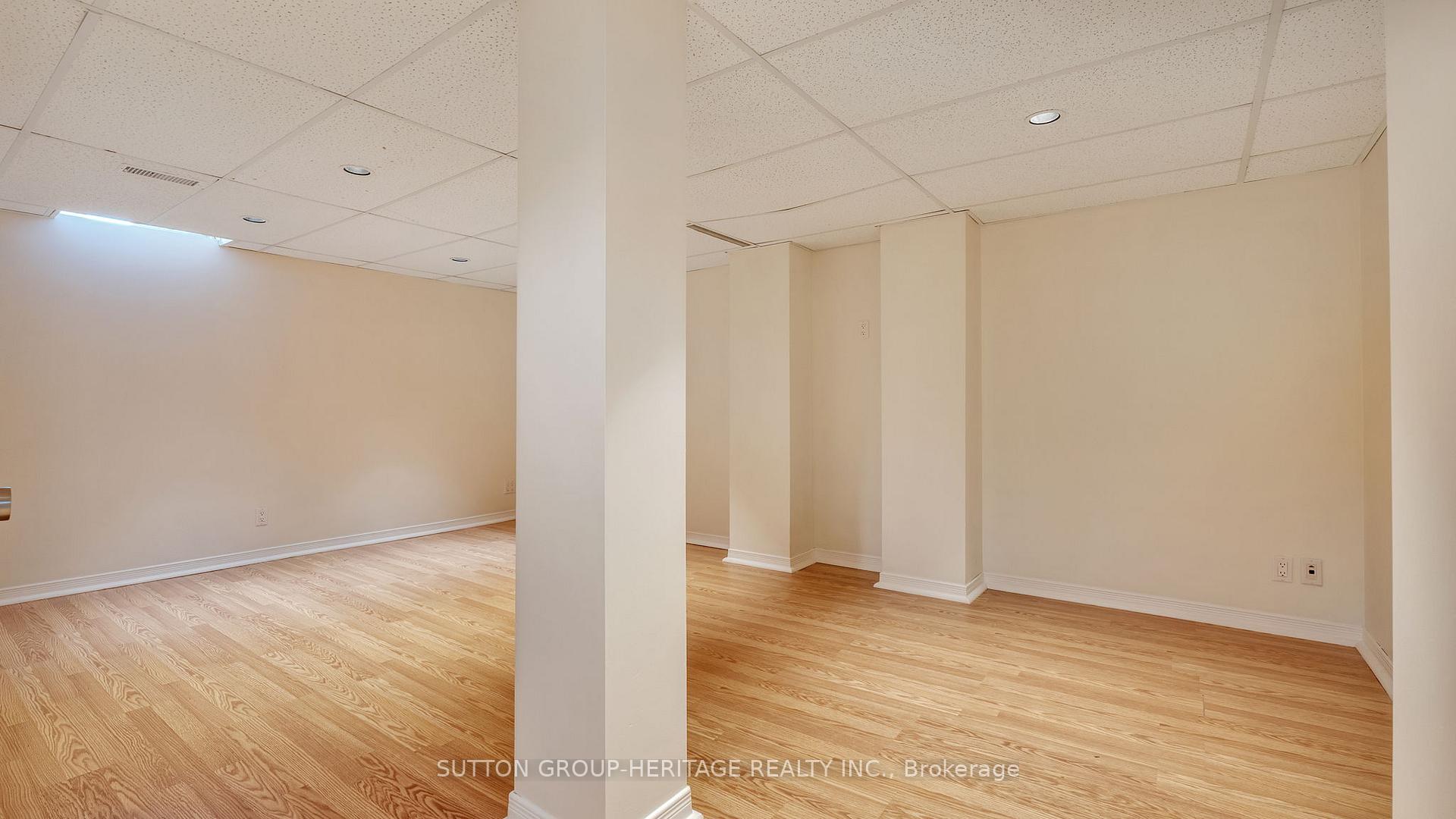 Photo 33 of 42 Odessa Crescent, Whitby, Rolling Acres — HOMEH