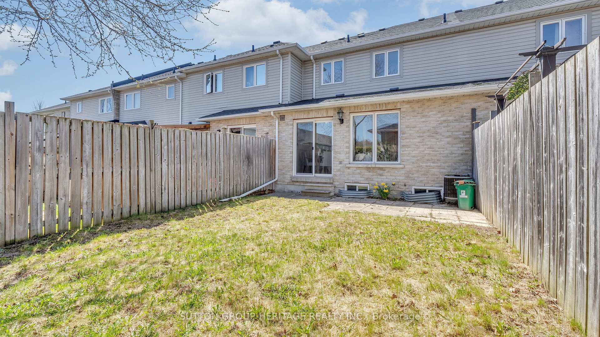 Photo 38 of 42 Odessa Crescent, Whitby, Rolling Acres — HOMEH