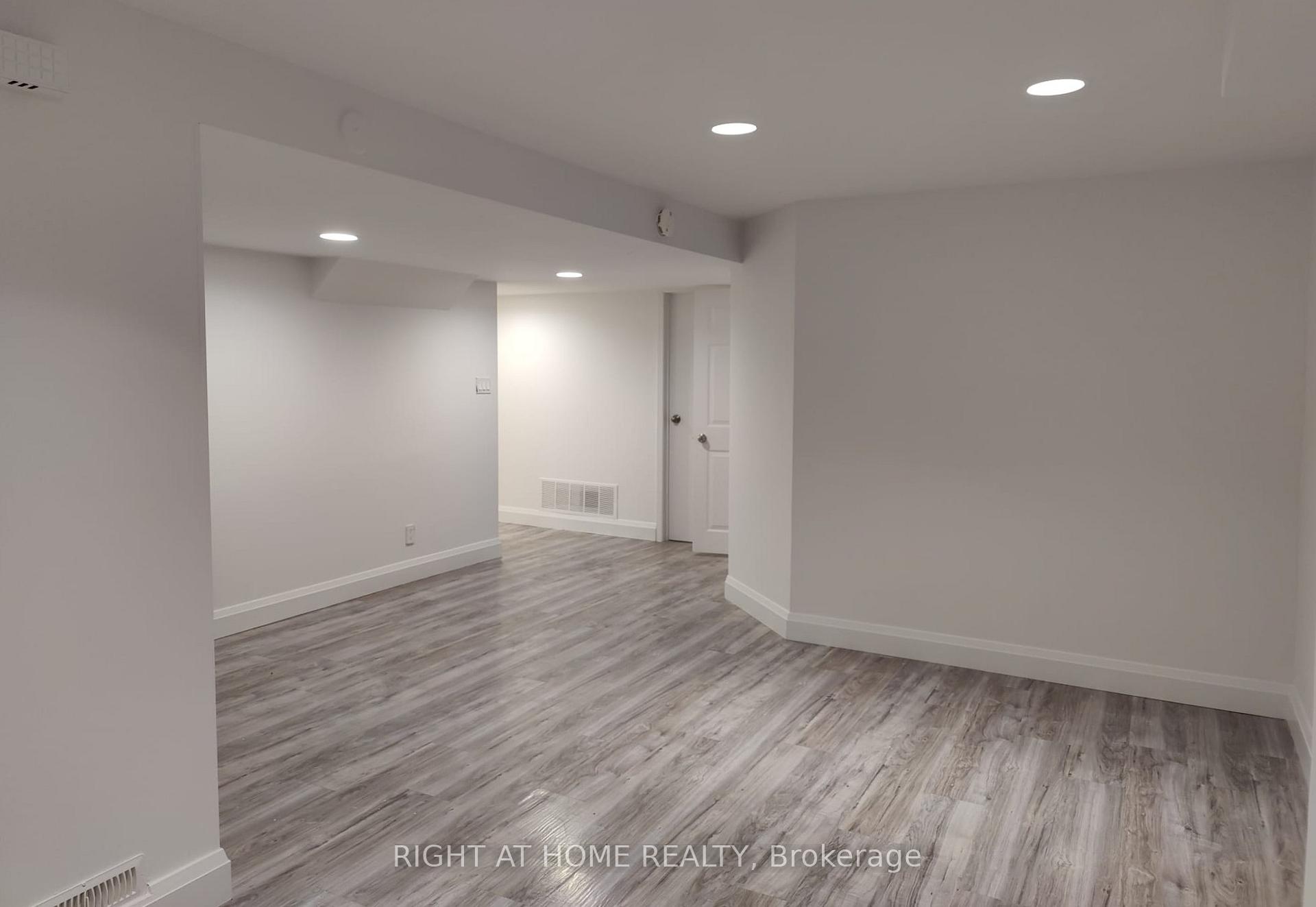 Photo 3 of Unit Basement, 387 Forest Drive, Vaughan, West Woodbridge — HOMEH