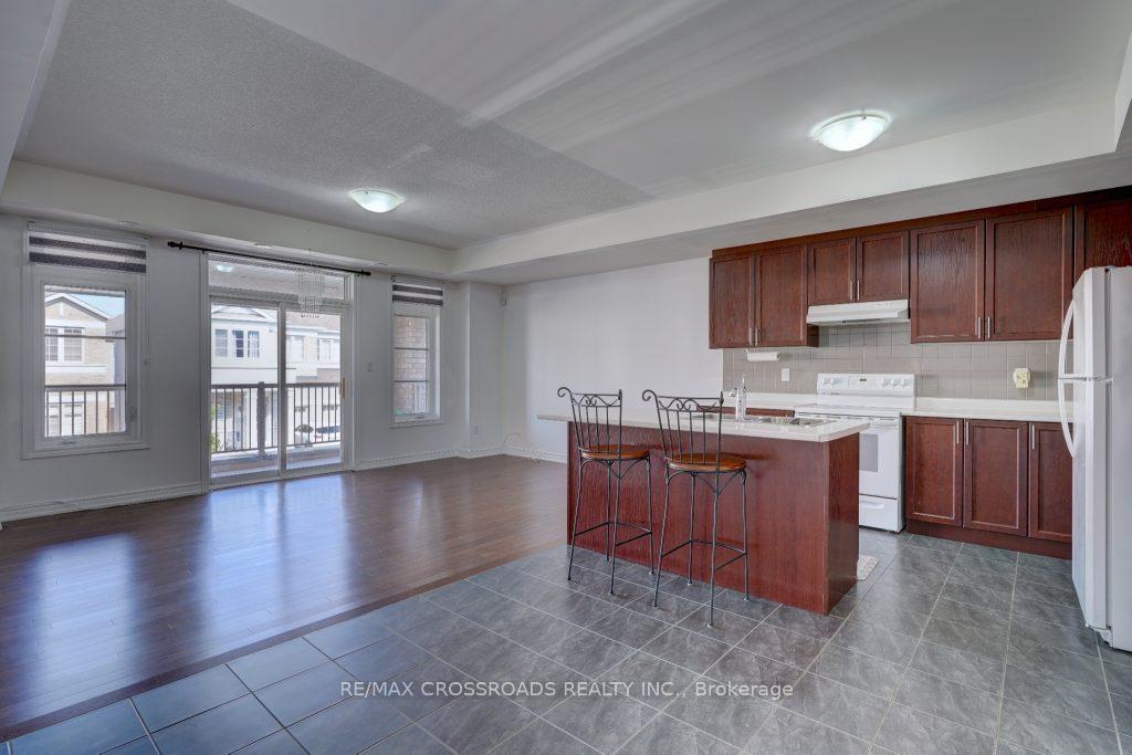 Photo 8 of 11 Luzon Avenue, Markham, Box Grove — HOMEH