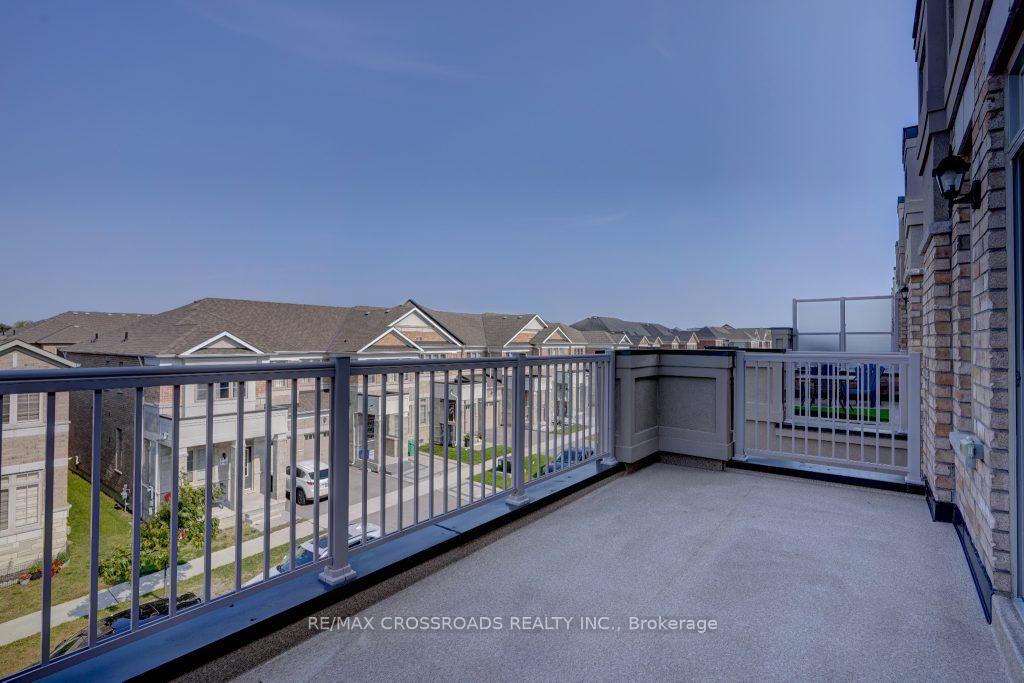 Photo 16 of 11 Luzon Avenue, Markham, Box Grove — HOMEH