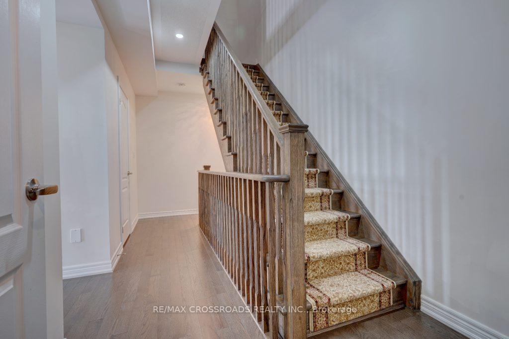 Photo 20 of 11 Luzon Avenue, Markham, Box Grove — HOMEH