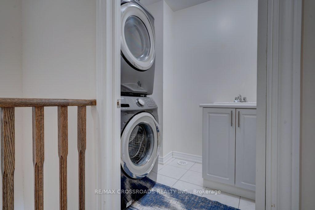 Photo 33 of 11 Luzon Avenue, Markham, Box Grove — HOMEH