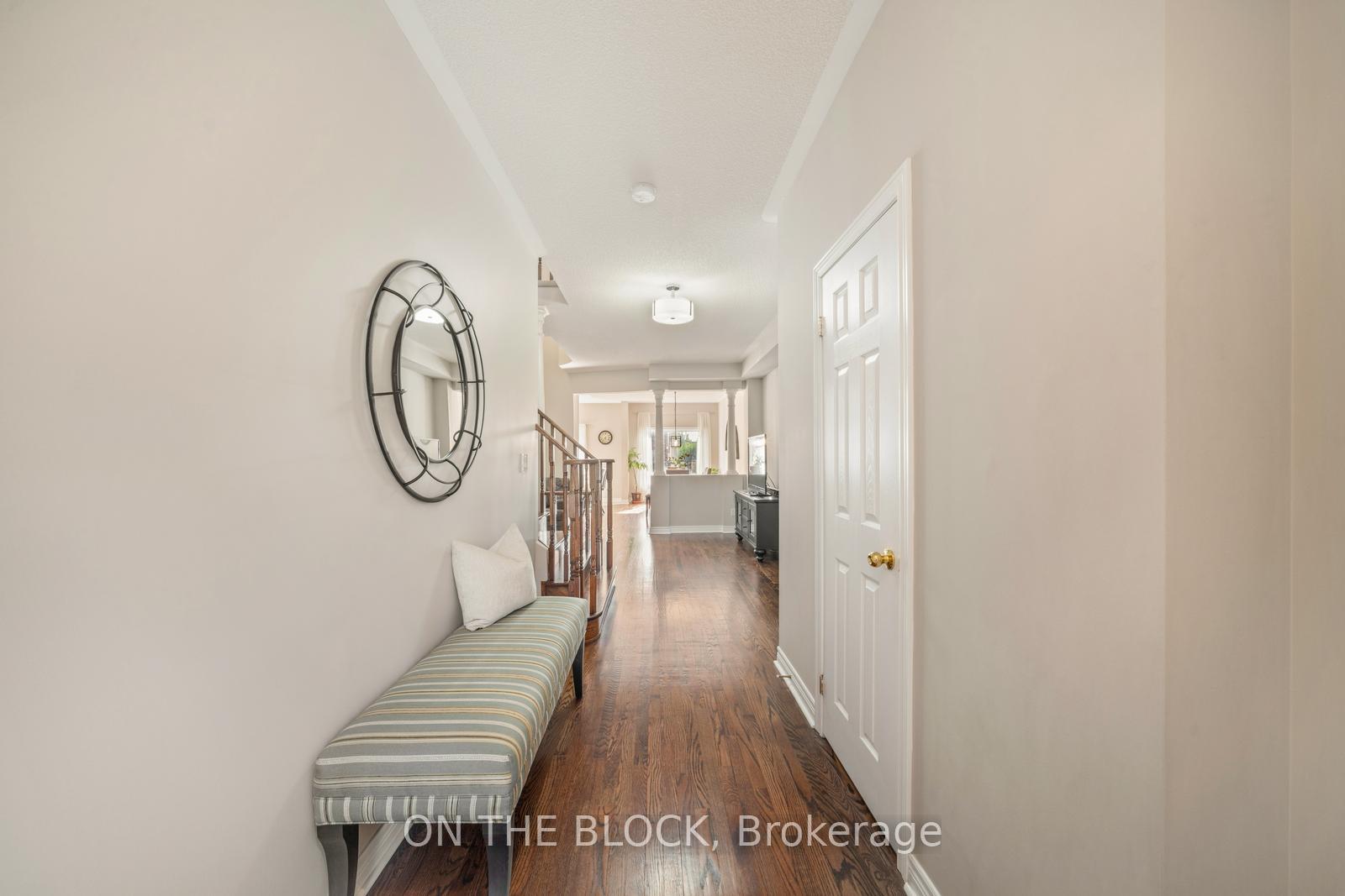 Photo 3 of 370 Isaac Murray Avenue, Vaughan, Maple — HOMEH