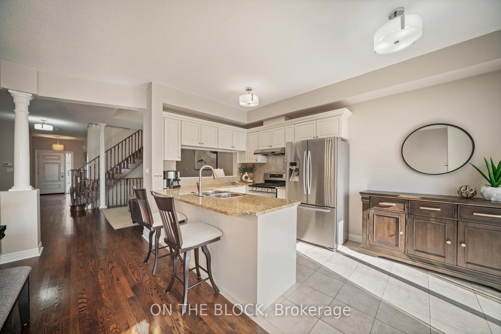 Photo 8 of 370 Isaac Murray Avenue, Vaughan, Maple — HOMEH