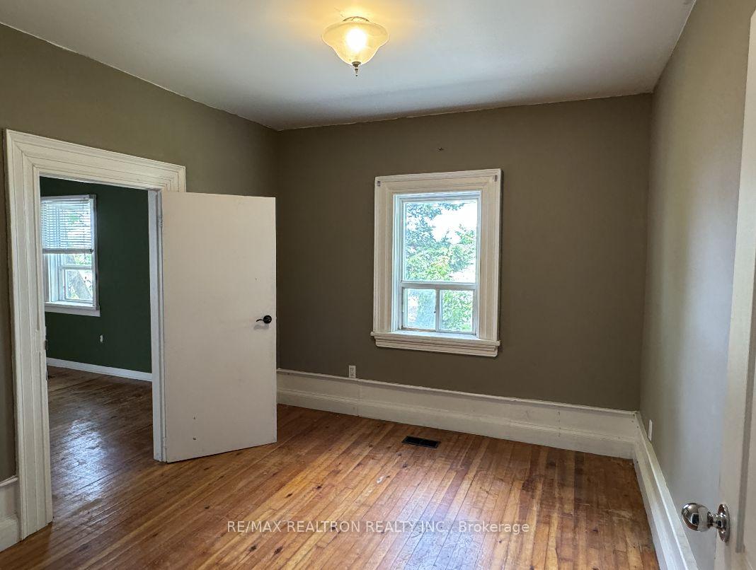 Photo 5 of 10831 Jane Street, Vaughan, Rural Vaughan — HOMEH