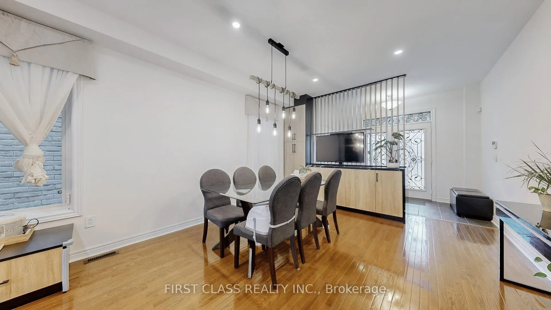 Photo 6 of 57 Bambridge Street, Ajax, Central East — HOMEH
