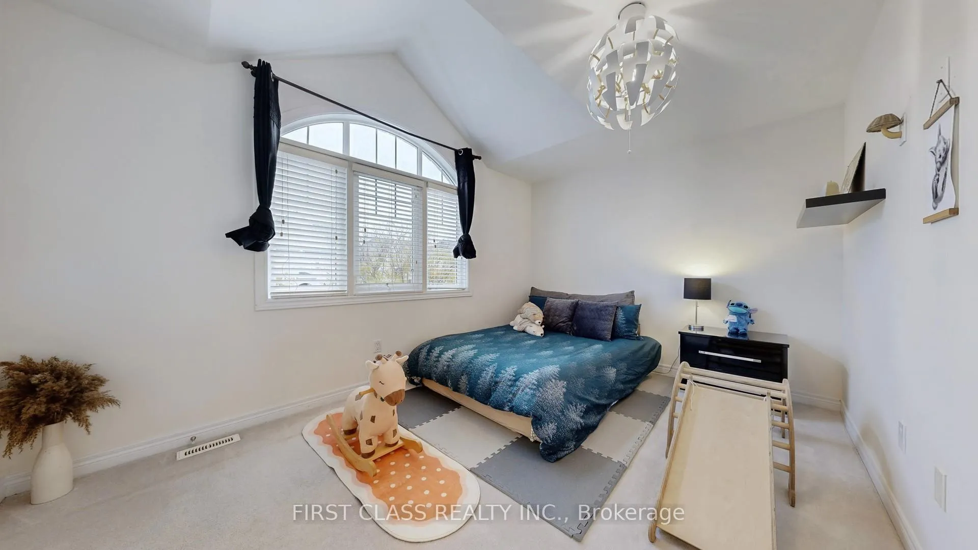 Photo 34 of 57 Bambridge Street, Ajax, Central East — HOMEH