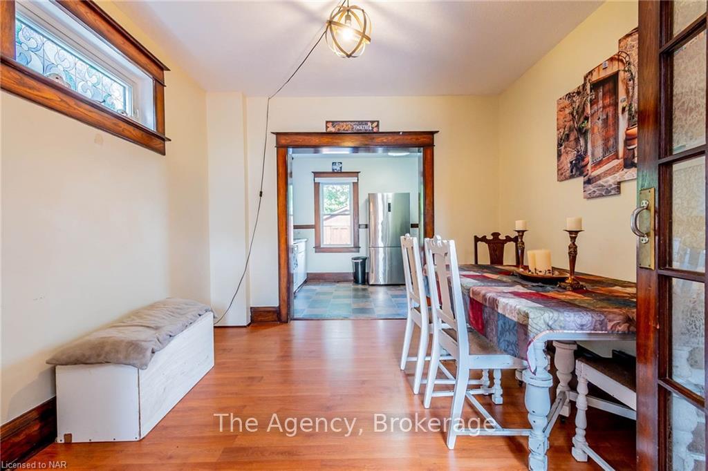 Photo 4 of 17 Wilton Avenue, Welland, Broadway — HOMEH