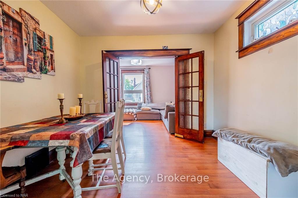 Photo 5 of 17 Wilton Avenue, Welland, Broadway — HOMEH