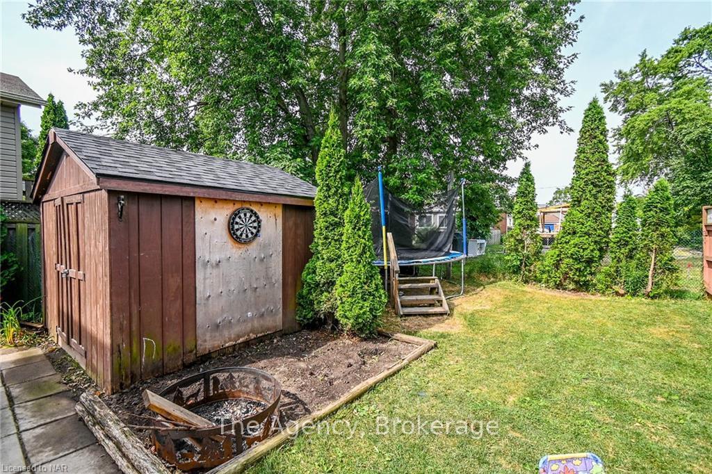 Photo 29 of 17 Wilton Avenue, Welland, Broadway — HOMEH