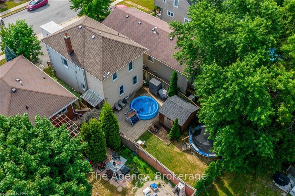 Photo 31 of 17 Wilton Avenue, Welland, Broadway — HOMEH