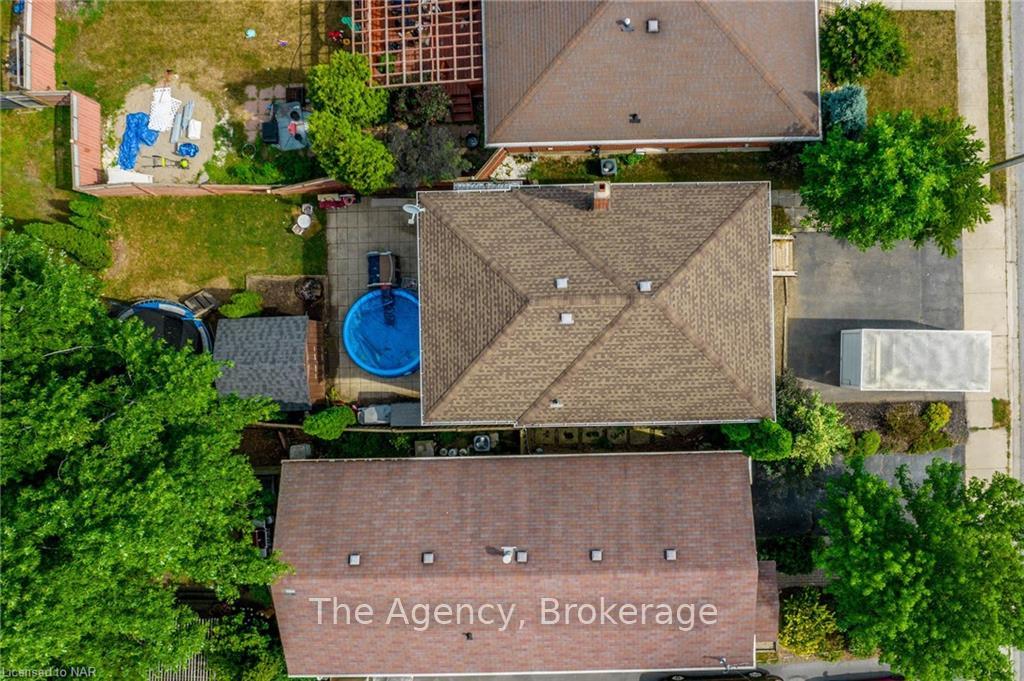Photo 32 of 17 Wilton Avenue, Welland, Broadway — HOMEH