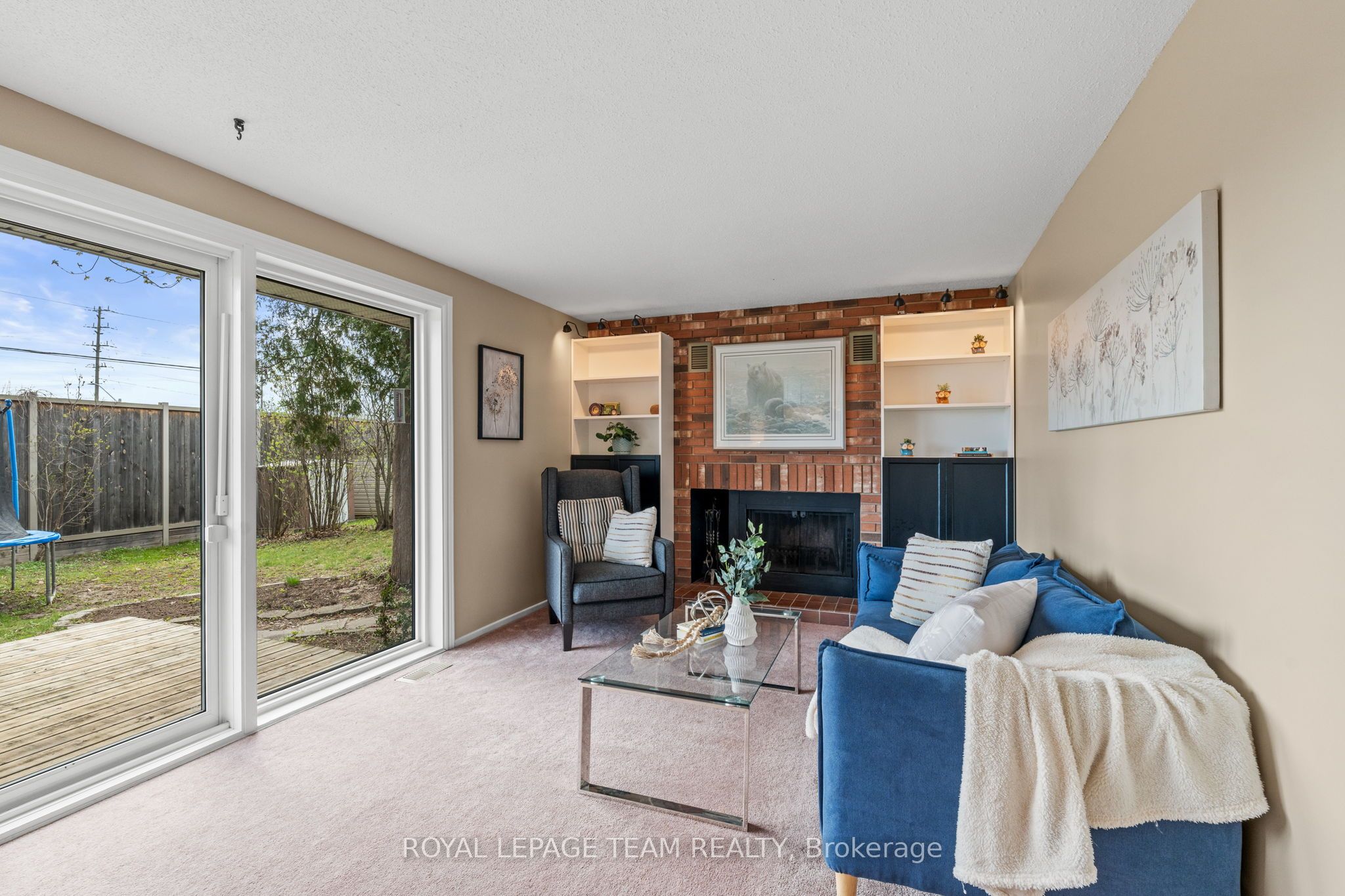 Photo 14 of 92 Burnetts Grove Circle, Ottawa, Barrhaven - Pheasant Run — HOMEH