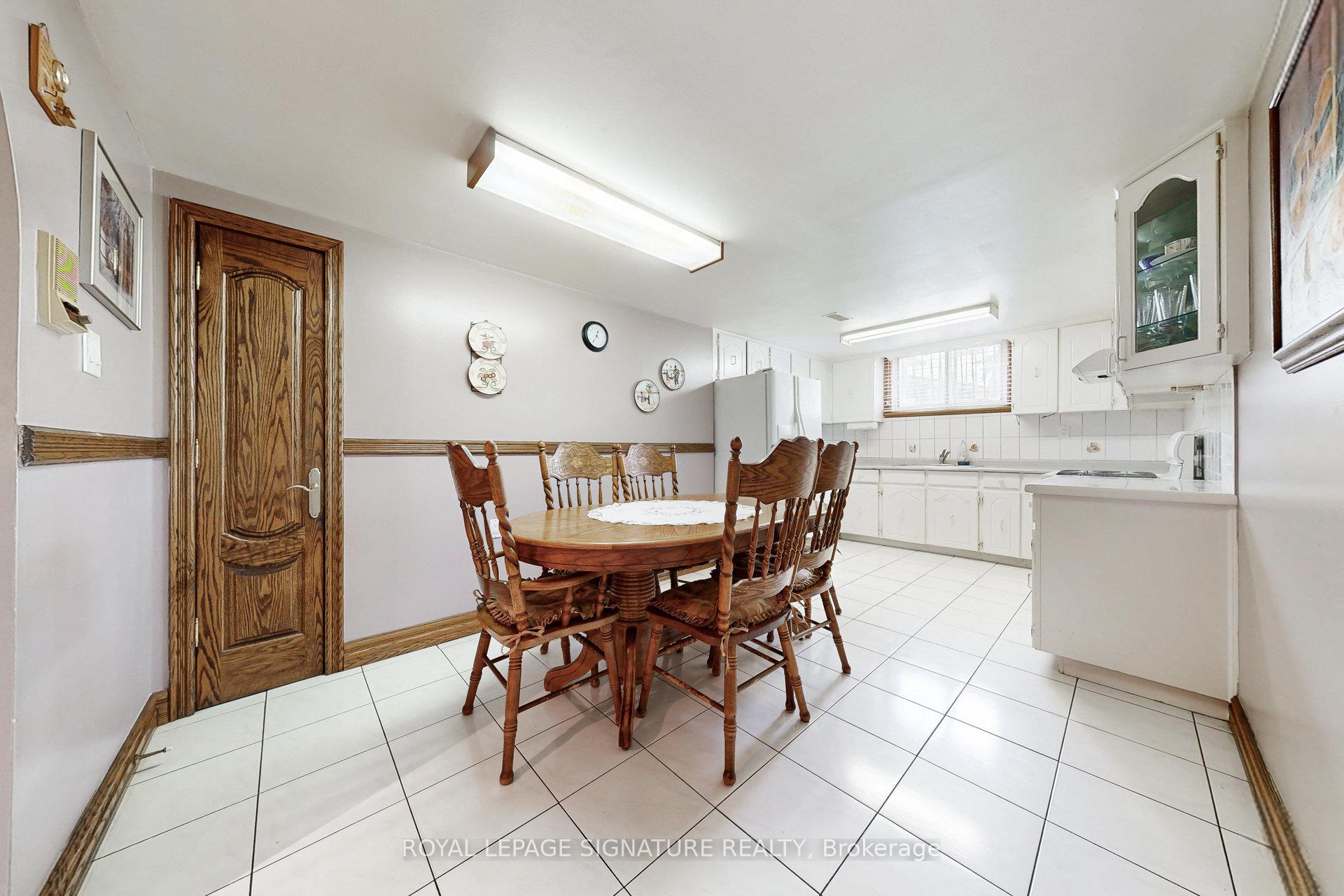 Photo 21 of 59 Lewis Drive, Vaughan, West Woodbridge — HOMEH