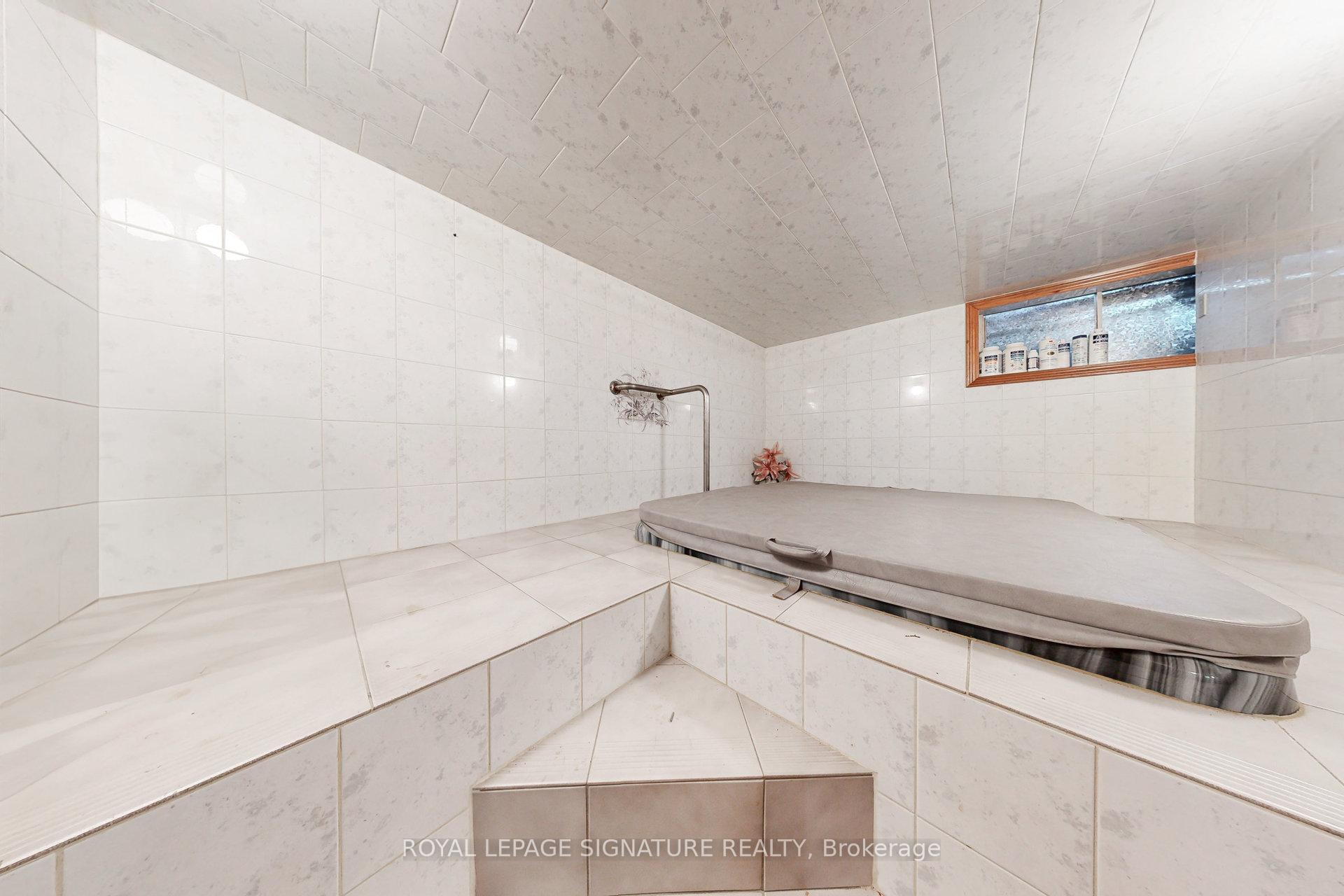 Photo 24 of 59 Lewis Drive, Vaughan, West Woodbridge — HOMEH