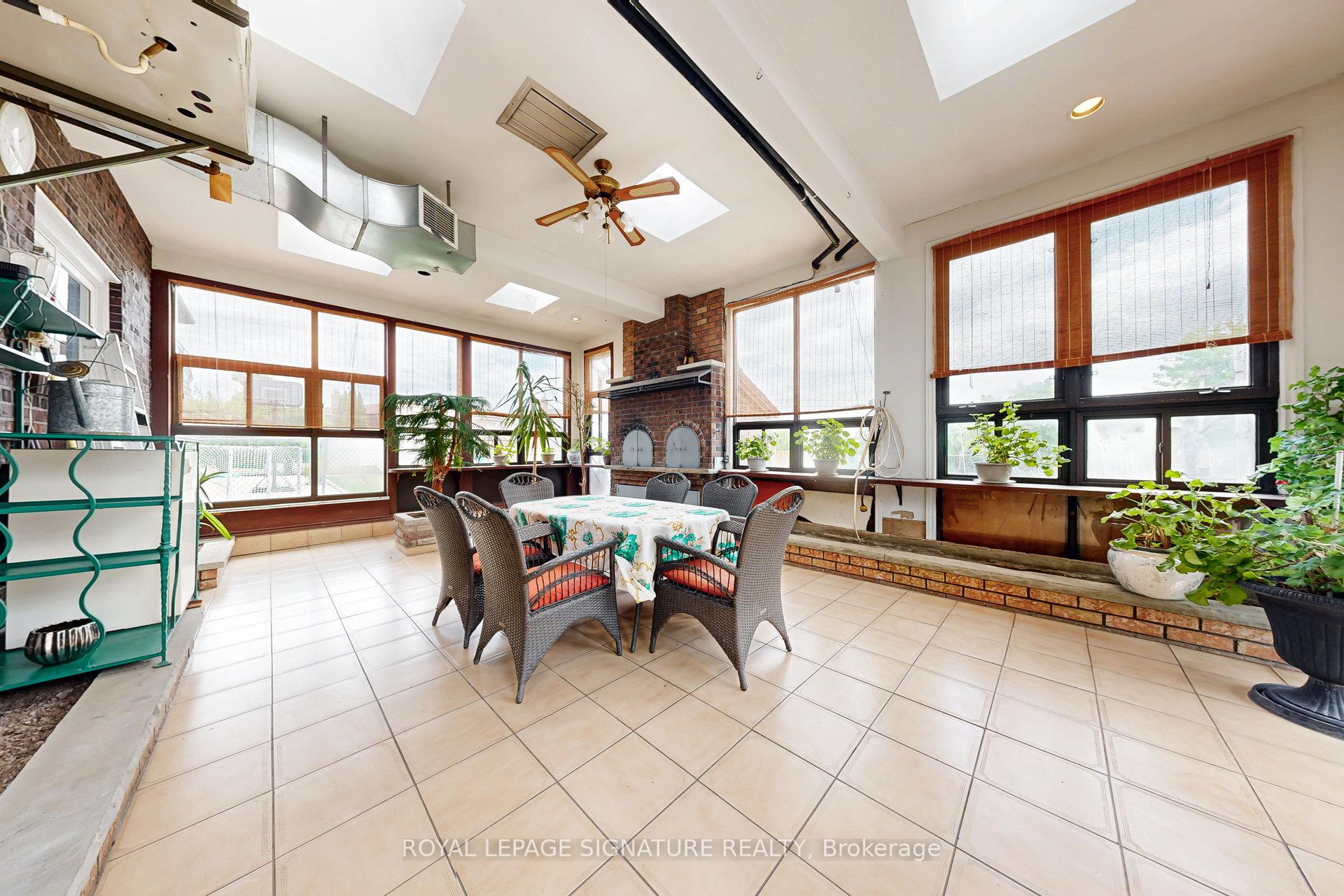 Photo 25 of 59 Lewis Drive, Vaughan, West Woodbridge — HOMEH