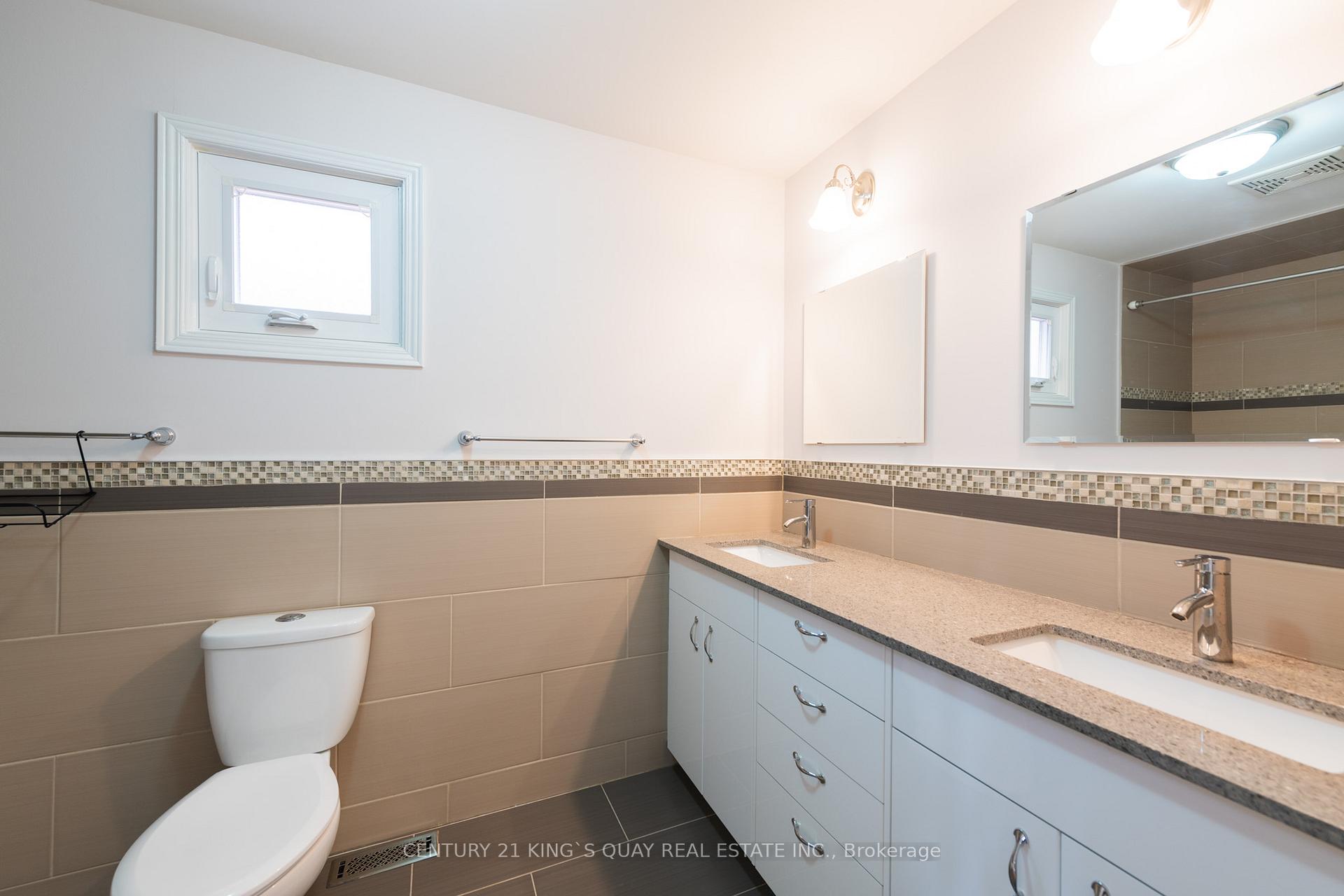 Photo 27 of 63 Royal Palm Drive, Vaughan, Crestwood-Springfarm-Yorkhill — HOMEH