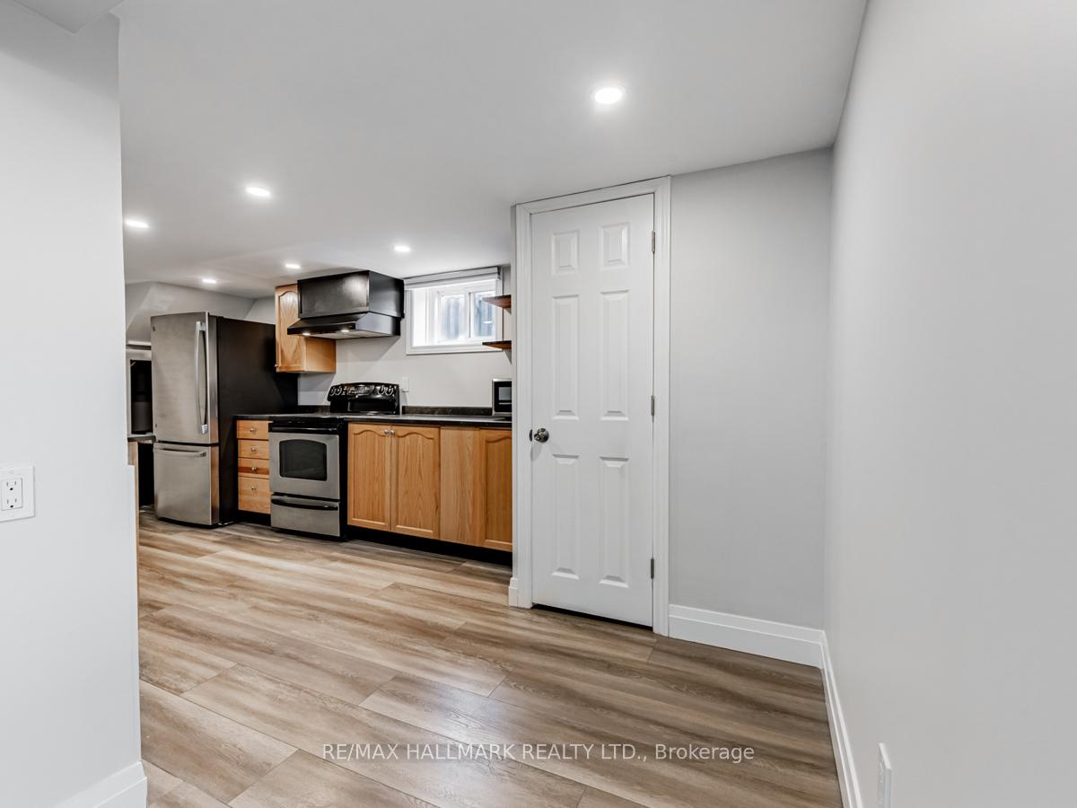Photo 5 of Unit Lower, 129 Lupin Drive, Whitby, Downtown Whitby — HOMEH