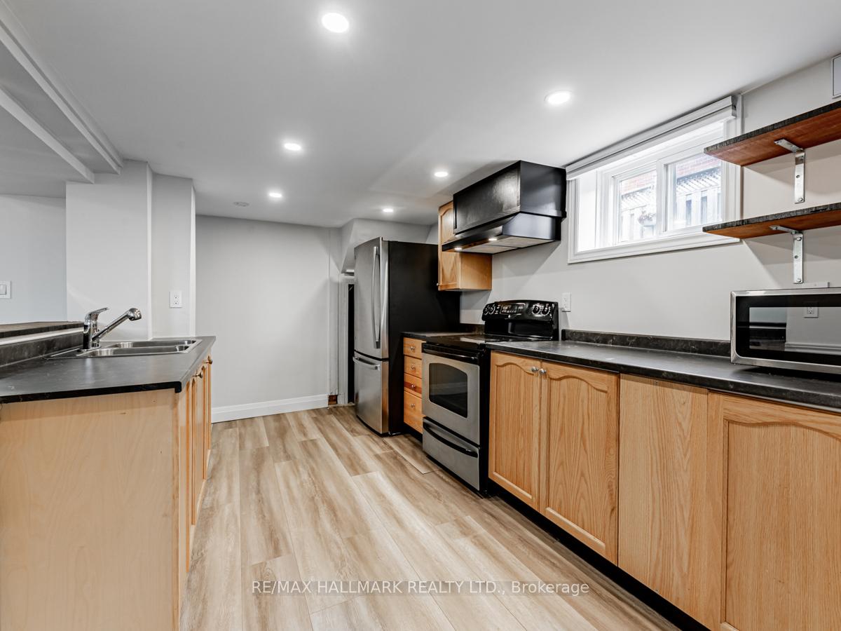 Photo 8 of Unit Lower, 129 Lupin Drive, Whitby, Downtown Whitby — HOMEH
