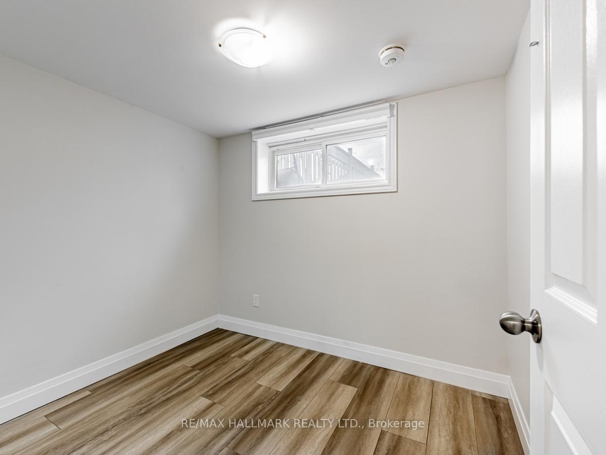 Photo 20 of Unit Lower, 129 Lupin Drive, Whitby, Downtown Whitby — HOMEH