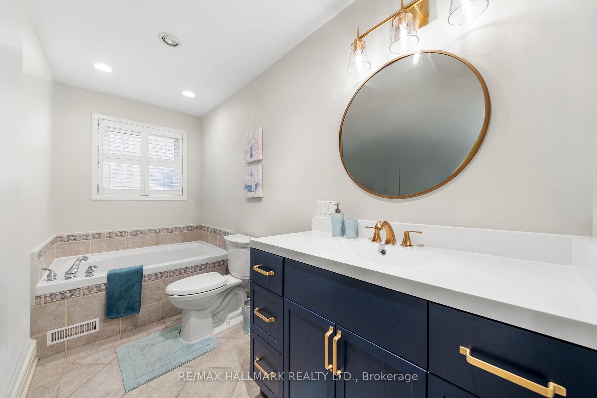Photo 31 of 56 Sea Island Path, Markham, Bayview Fairway-Bayview Country Club Estates — HOMEH
