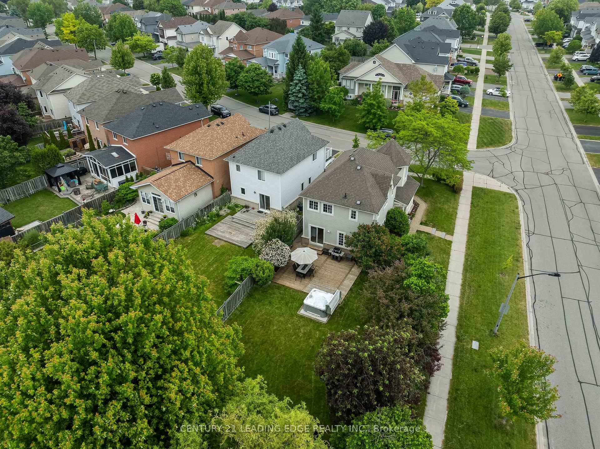 Photo 43 of 2 Four Winds Drive, Whitby, Port Whitby — HOMEH