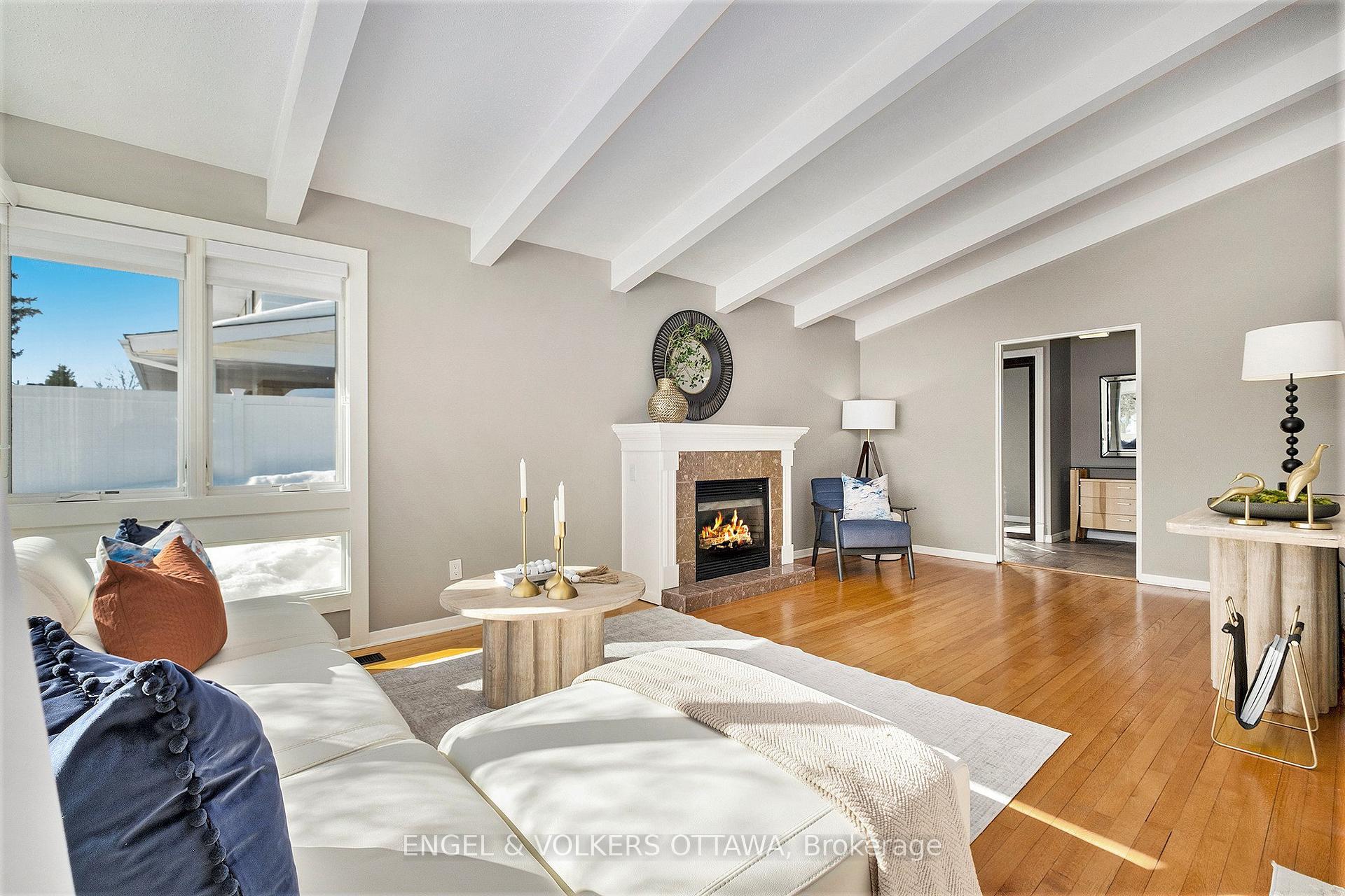 Photo 8 of 1861 Dorset Drive, Ottawa, Playfair Park — HOMEH
