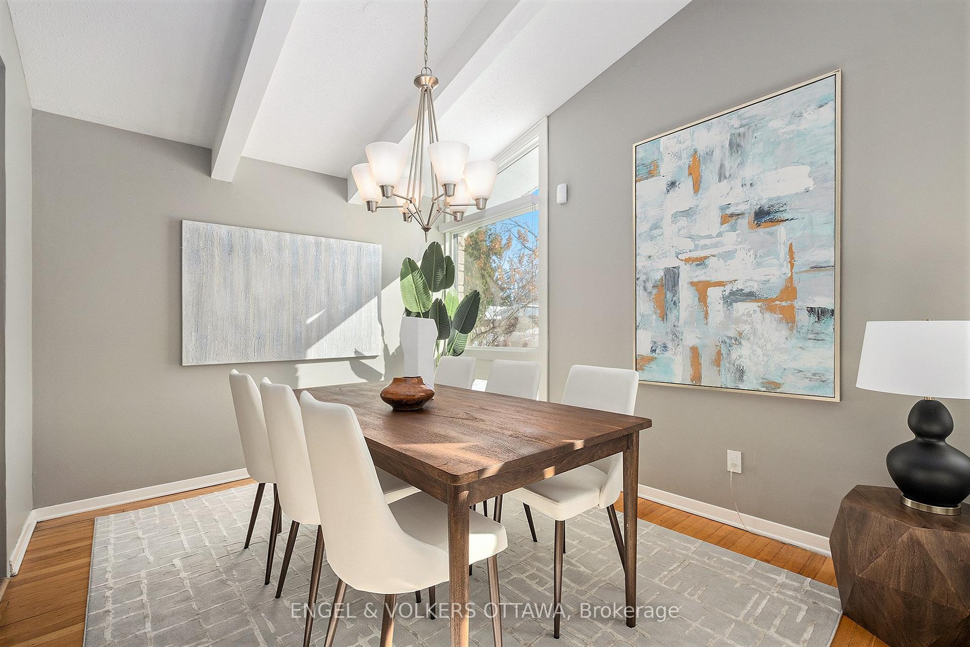 Photo 18 of 1861 Dorset Drive, Ottawa, Playfair Park — HOMEH
