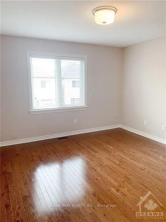 Photo 17 of 319 Brambling Way, Ottawa, Barrhaven - Half Moon Bay — HOMEH
