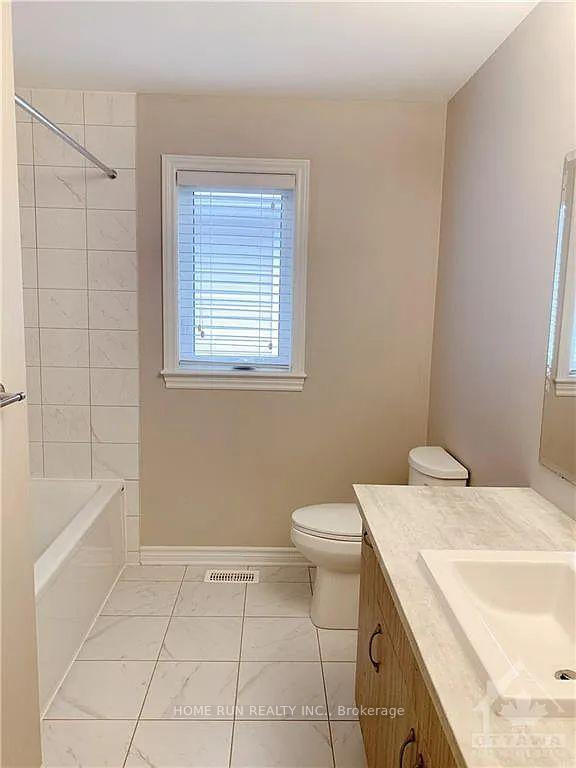 Photo 18 of 319 Brambling Way, Ottawa, Barrhaven - Half Moon Bay — HOMEH