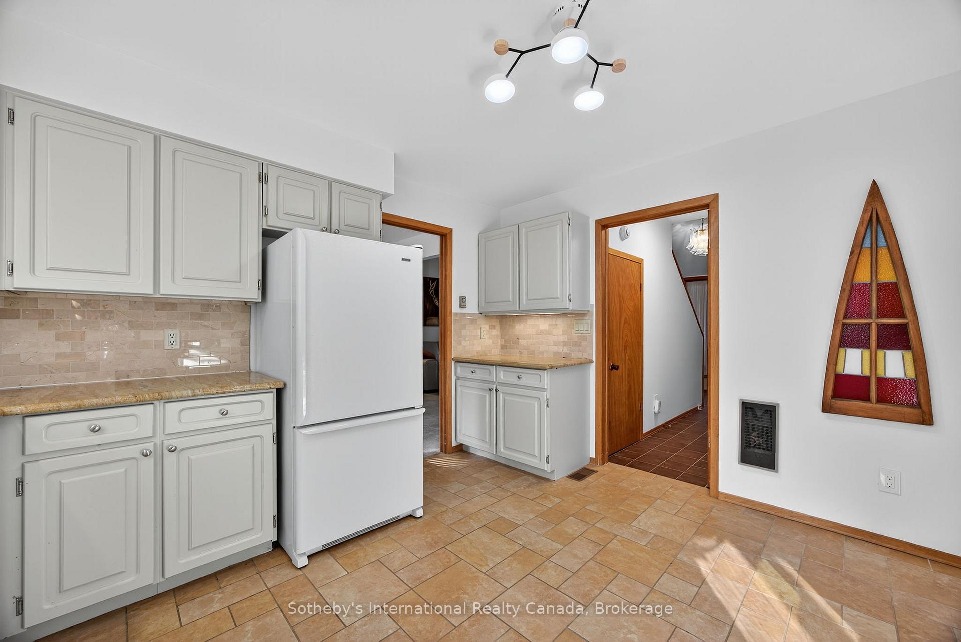 Photo 11 of 152 Bayview Avenue, Blue Mountains — HOMEH