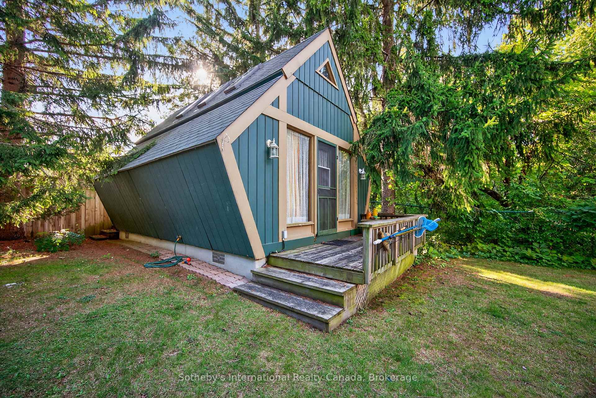 Photo 35 of 152 Bayview Avenue, Blue Mountains — HOMEH
