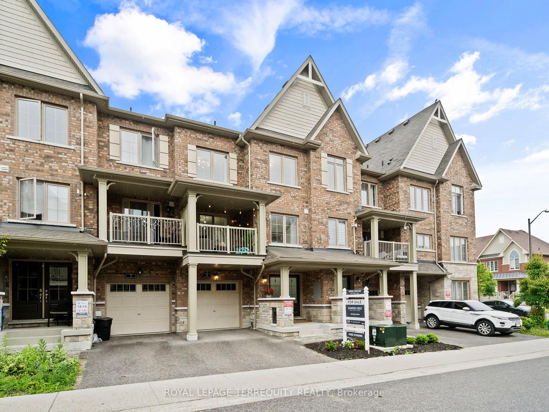 Photo 1 of 5 Mappin Way, Whitby, Rolling Acres — HOMEH