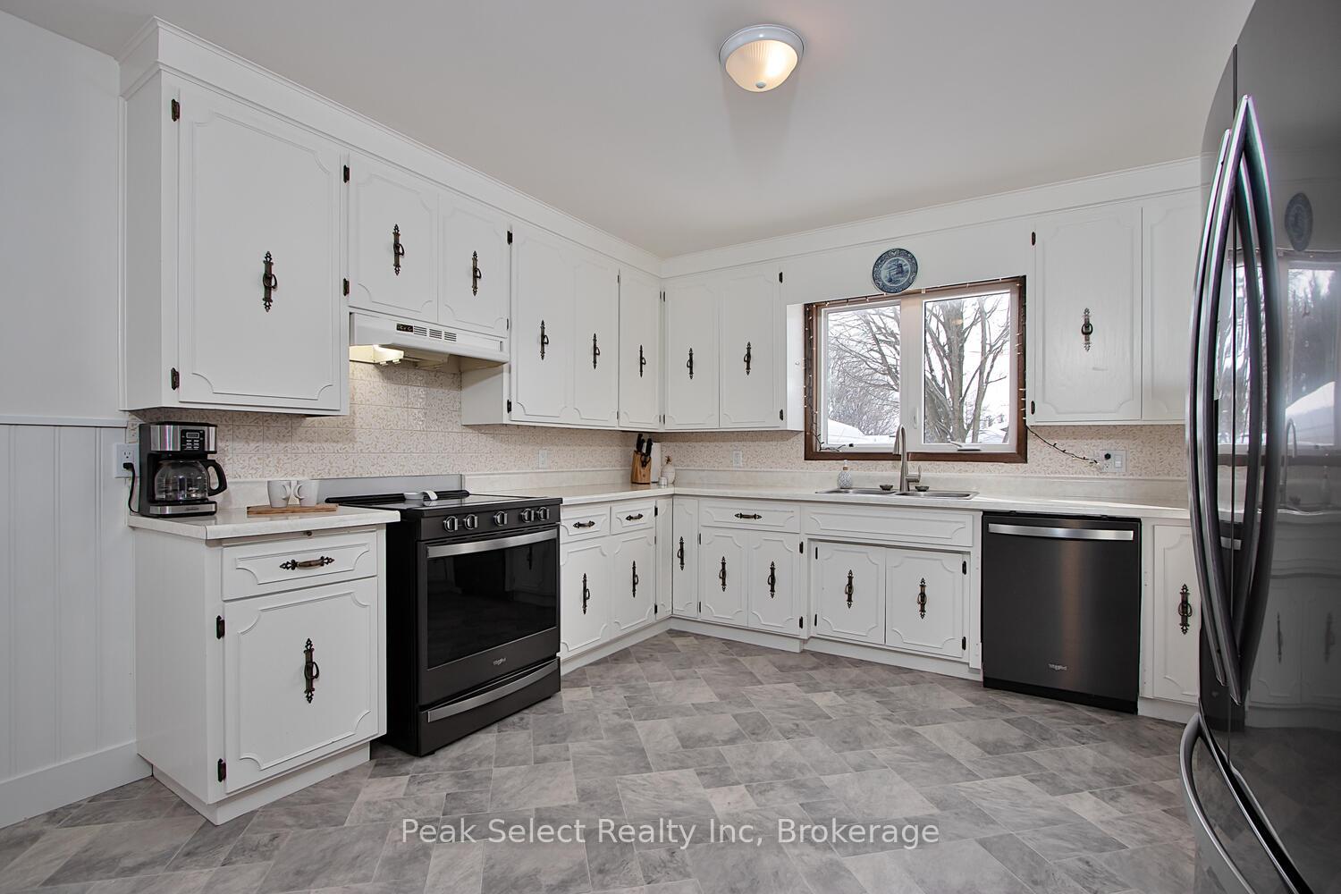 Photo 5 of 3393 145 Road, West Perth, Fullarton — HOMEH