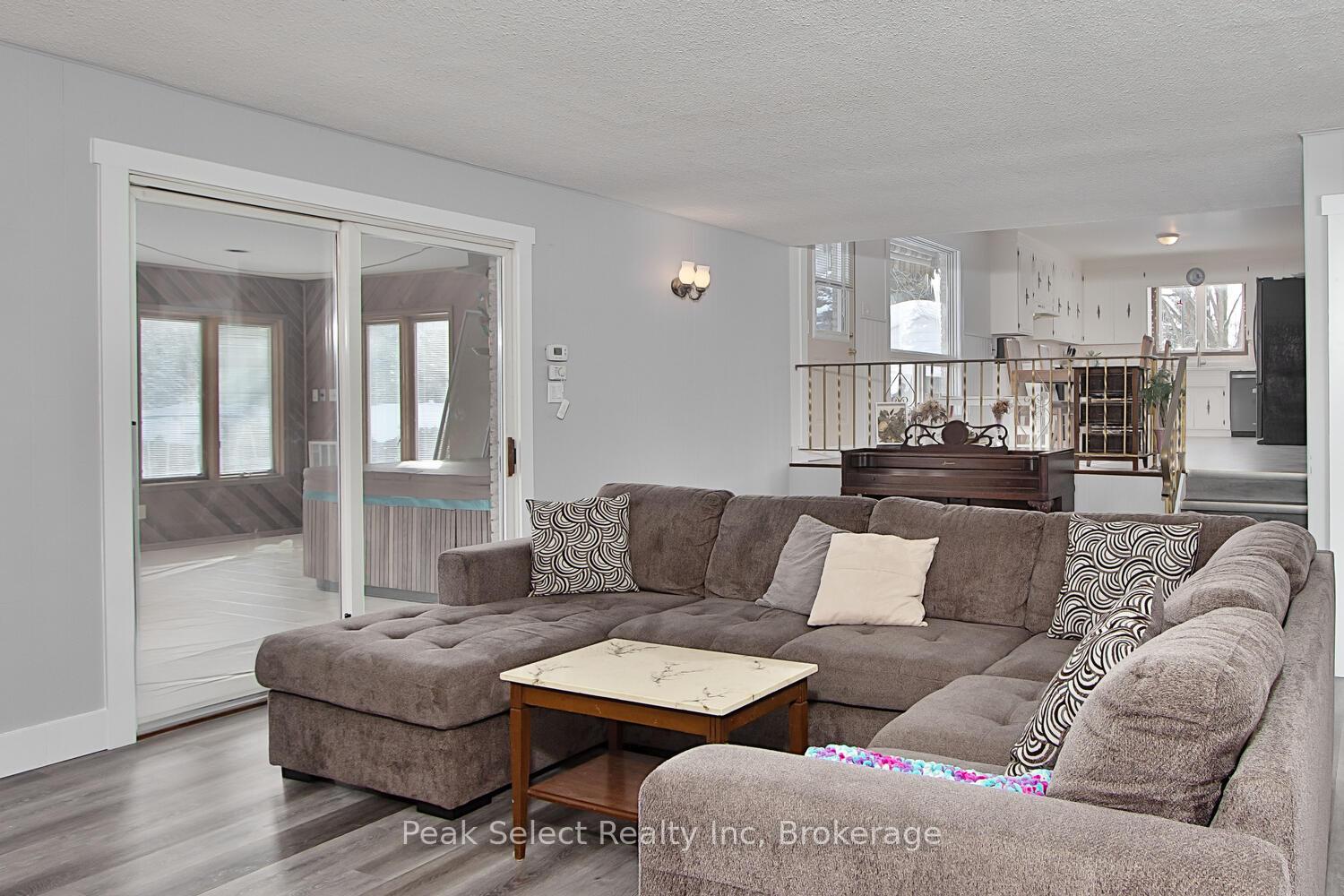 Photo 13 of 3393 145 Road, West Perth, Fullarton — HOMEH