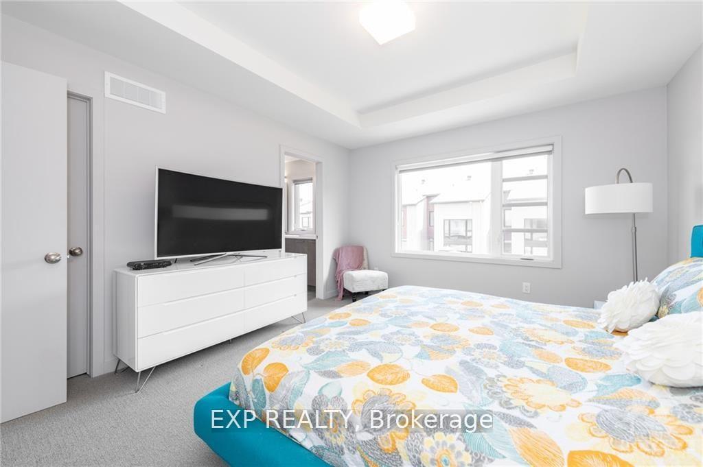 Photo 21 of 973 Ralph Hennessy Avenue, Ottawa, Riverside South/Gloucester Glen — HOMEH