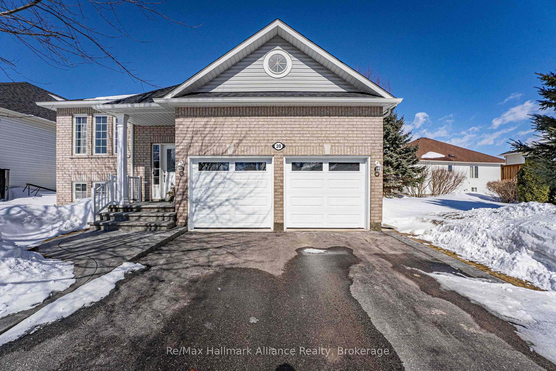 Front of 20 Meadowood Drive