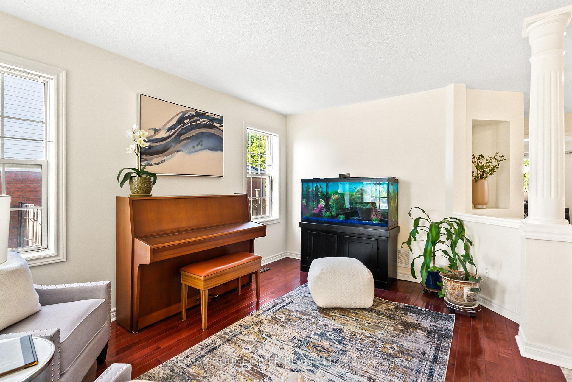 Photo 6 of 104 Willowbrook Drive, Whitby, Pringle Creek — HOMEH