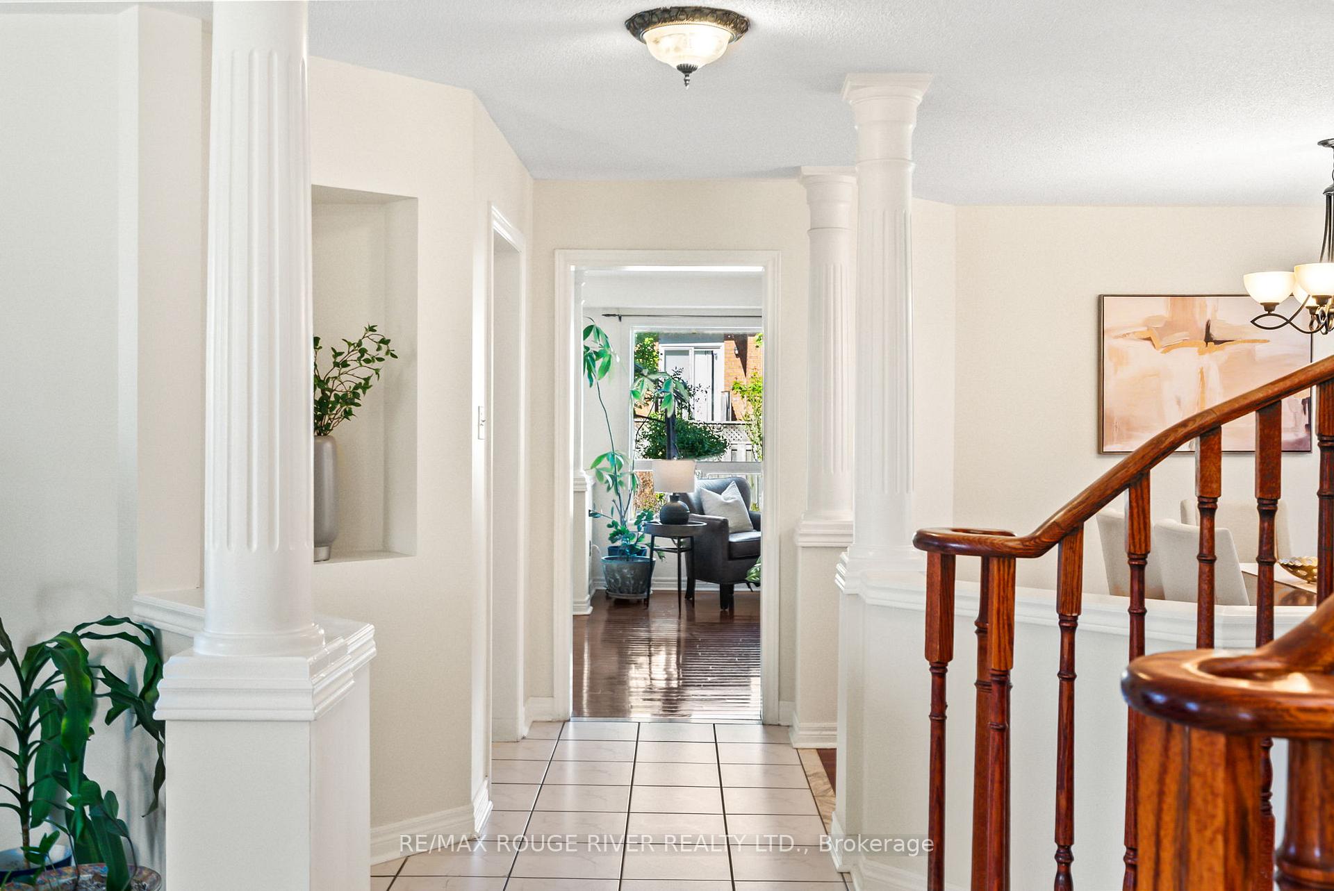 Photo 8 of 104 Willowbrook Drive, Whitby, Pringle Creek — HOMEH
