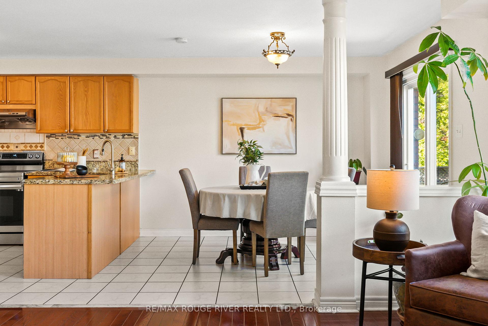 Photo 17 of 104 Willowbrook Drive, Whitby, Pringle Creek — HOMEH