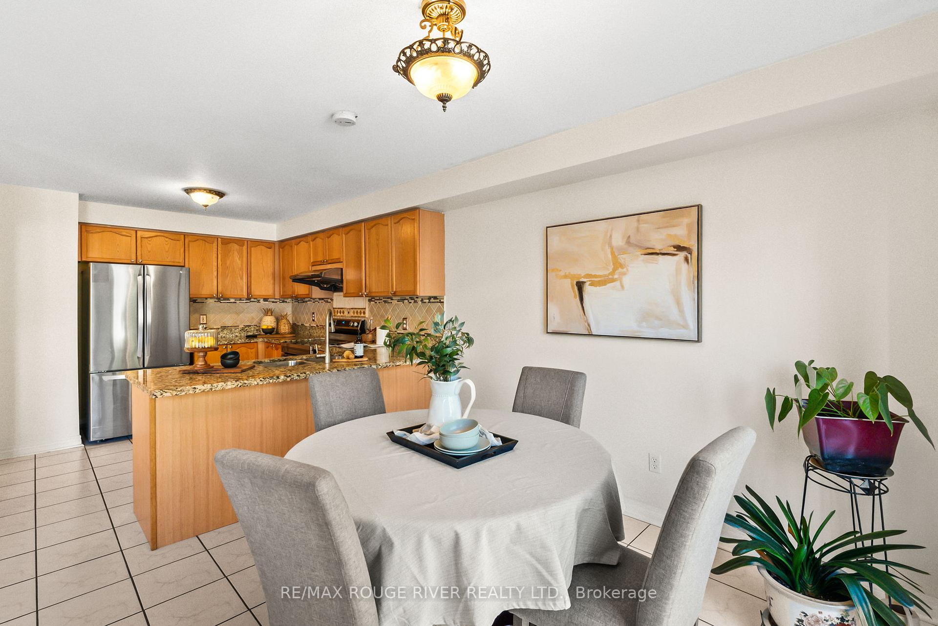 Photo 19 of 104 Willowbrook Drive, Whitby, Pringle Creek — HOMEH