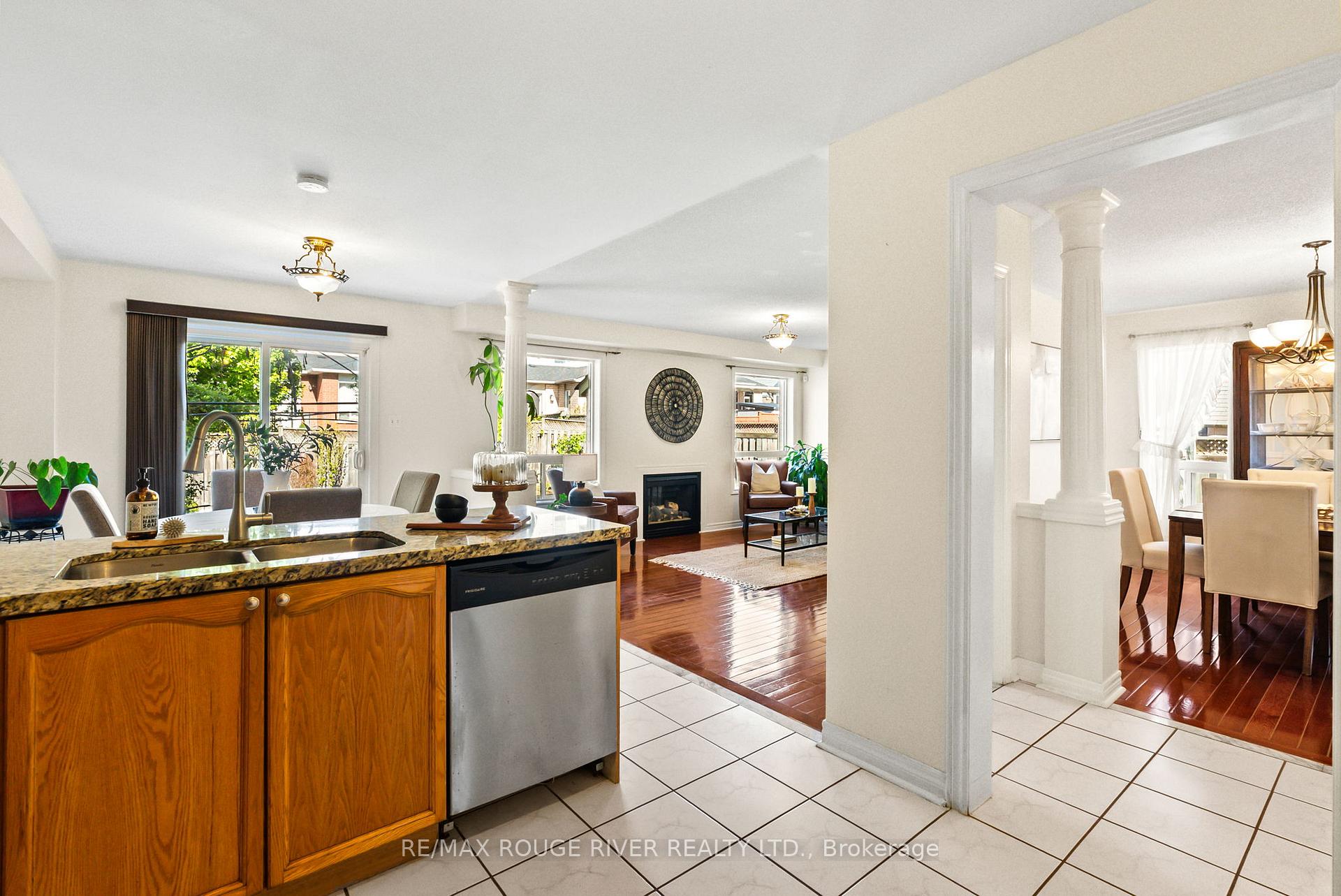Photo 24 of 104 Willowbrook Drive, Whitby, Pringle Creek — HOMEH