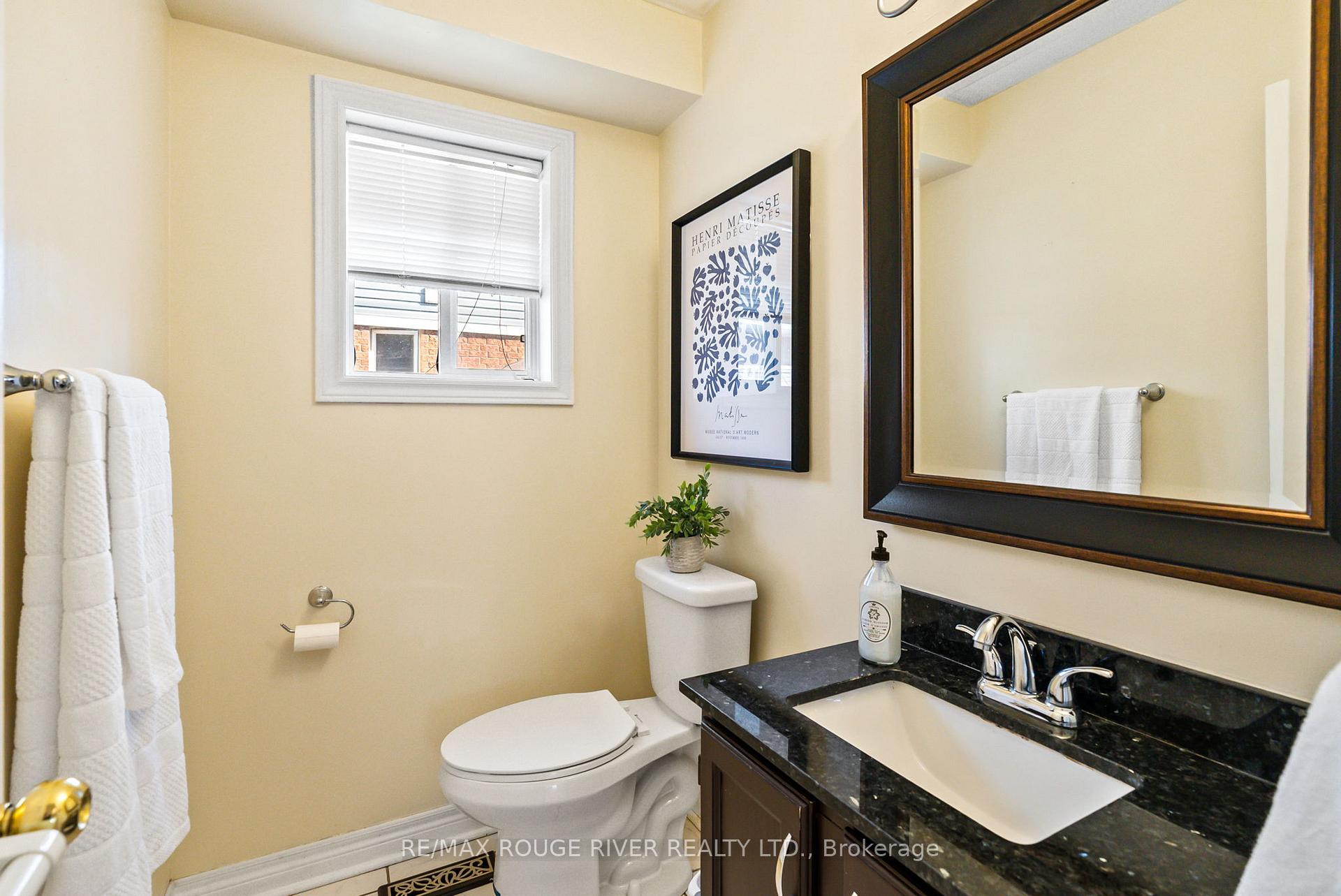Photo 25 of 104 Willowbrook Drive, Whitby, Pringle Creek — HOMEH