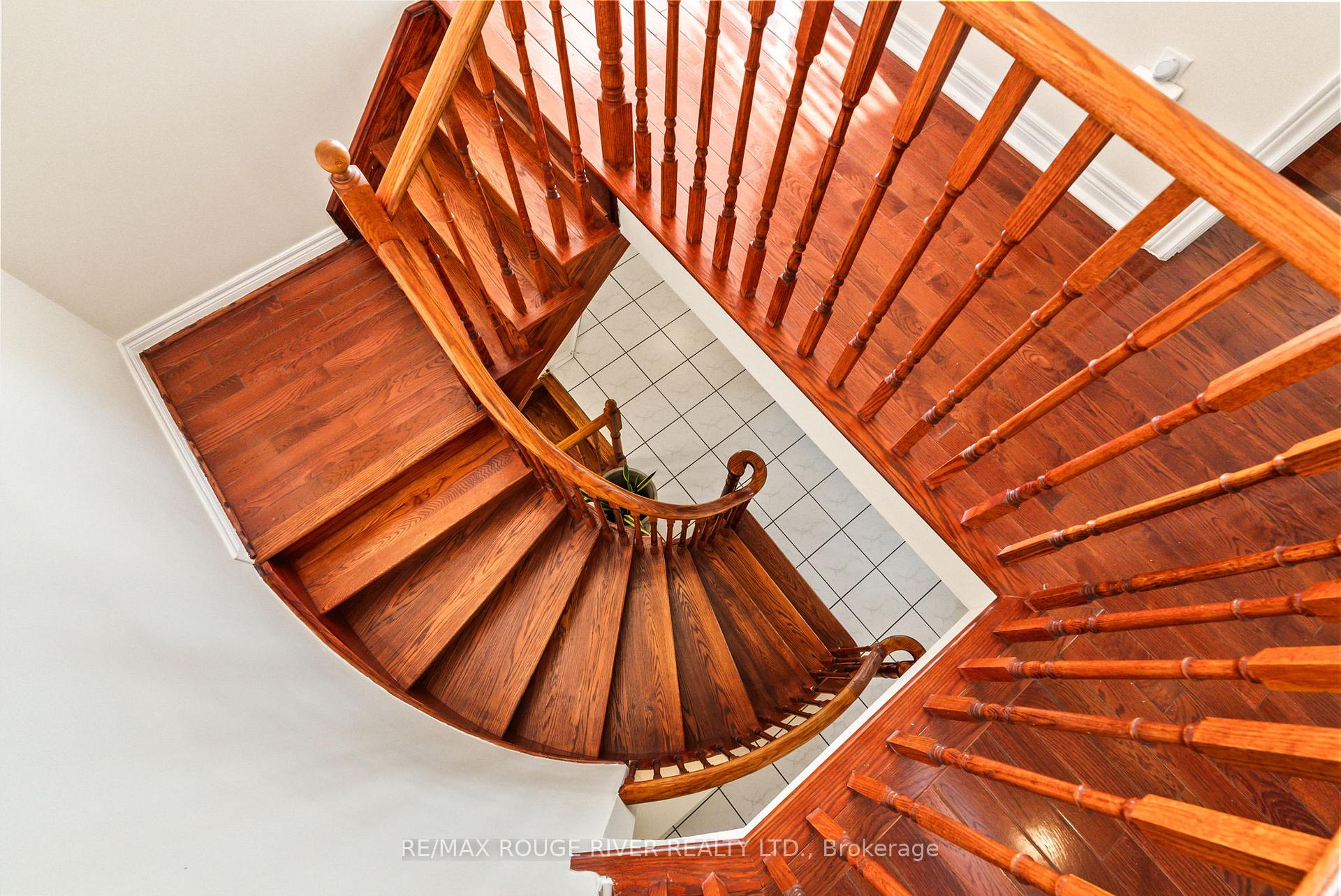 Photo 45 of 104 Willowbrook Drive, Whitby, Pringle Creek — HOMEH