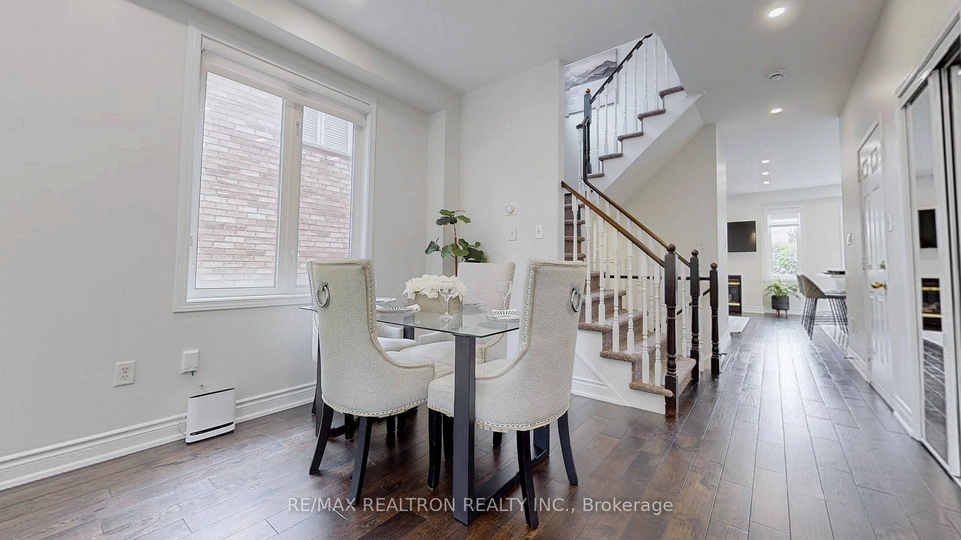 Photo 10 of 31 Sedgeway Heights, Vaughan, Vellore Village — HOMEH