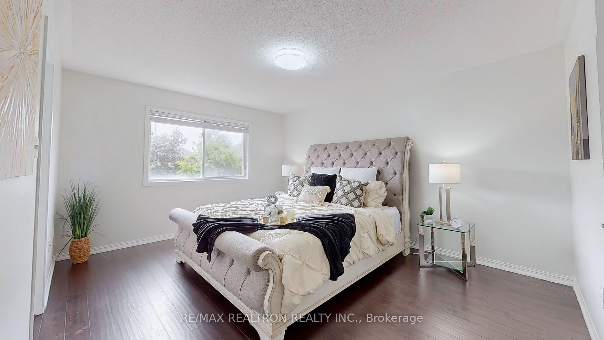 Photo 20 of 31 Sedgeway Heights, Vaughan, Vellore Village — HOMEH