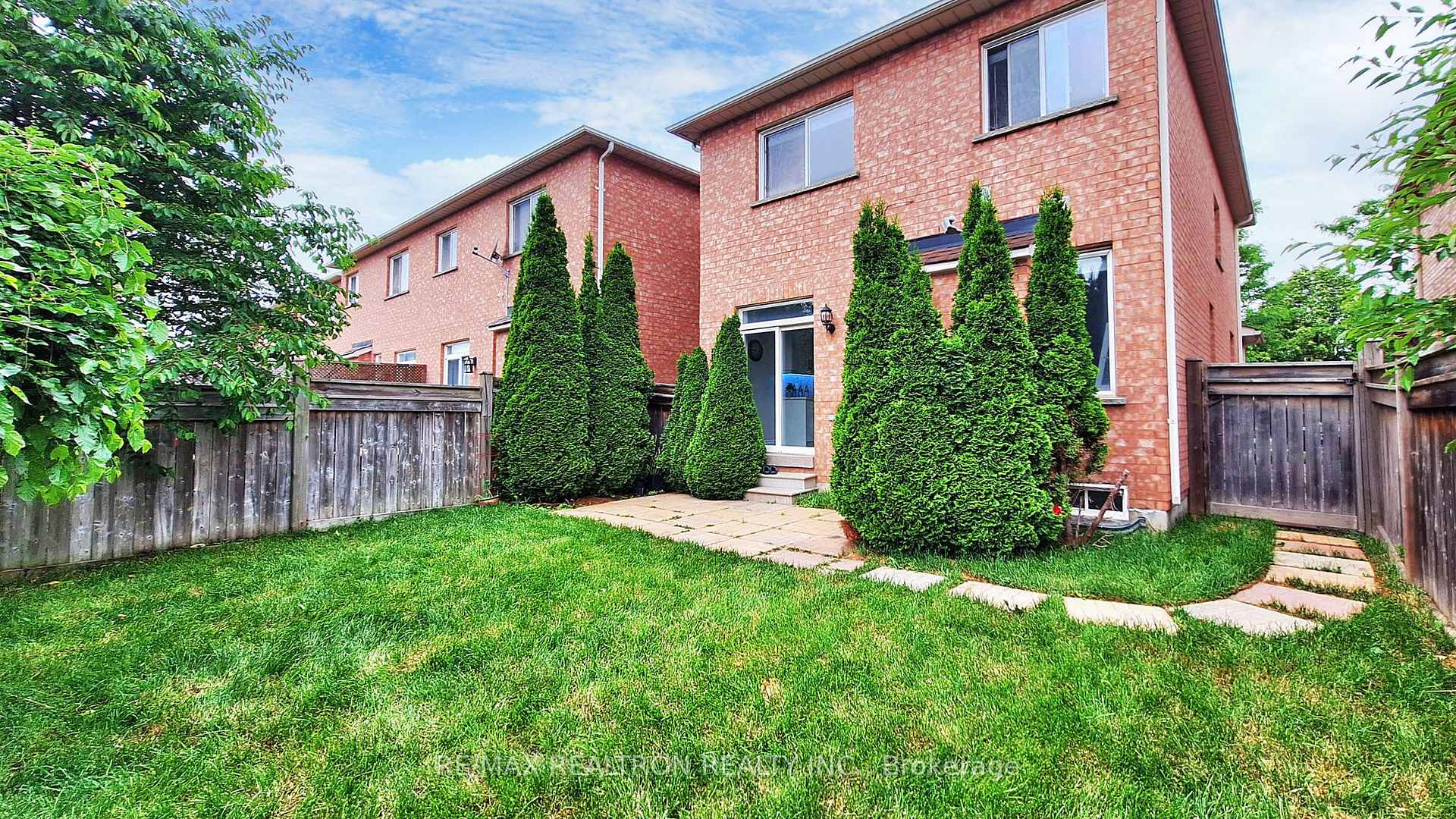 Photo 47 of 31 Sedgeway Heights, Vaughan, Vellore Village — HOMEH